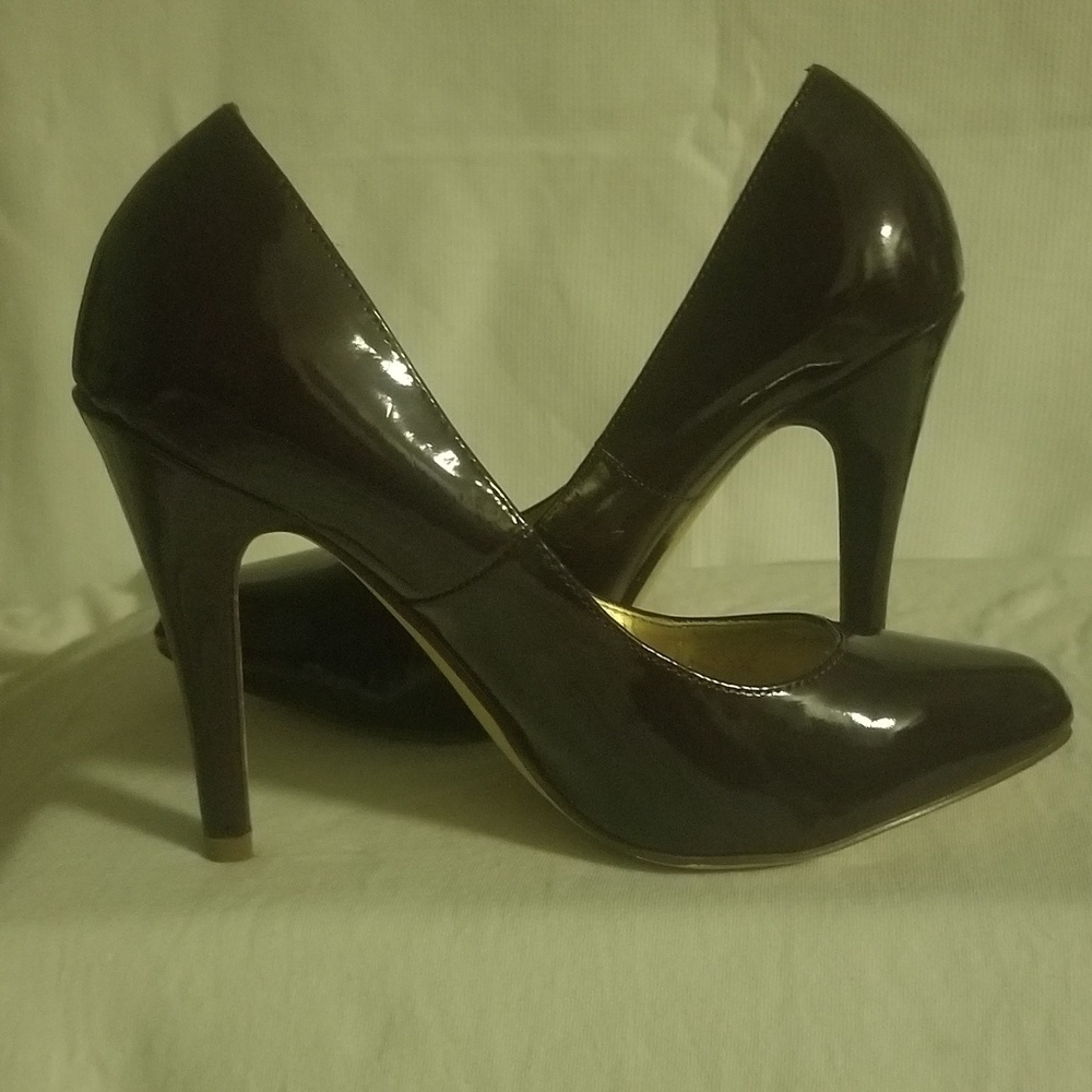 Charles by Charles David Chocolate Brown Heels